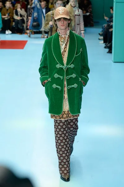 Look 64